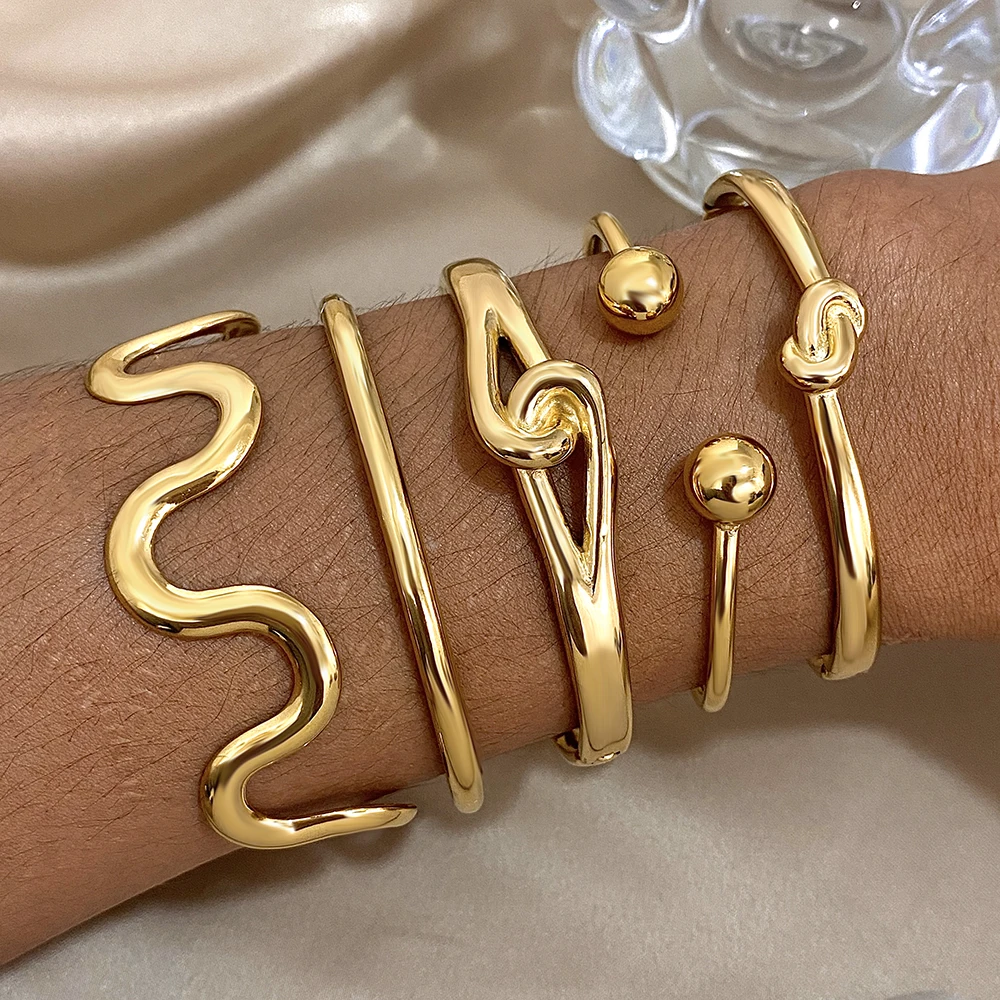 Golden Vintage Stainless Steel Bracelets Stackable Cuff Jewelry Women Men Fashion Simple Bangle Classic Accessories