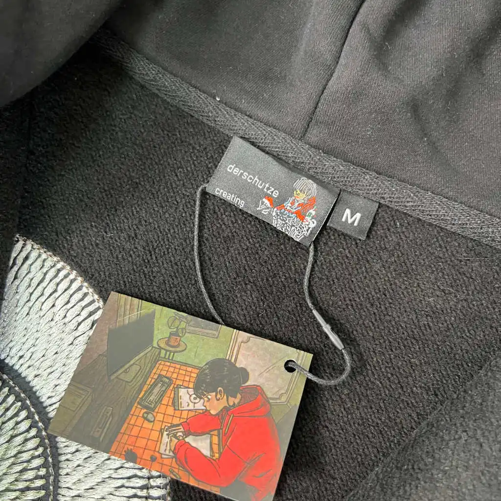 سترة Derschutze 2026 الجديدة ذات القلنسوة المطرزة شديدة التحمل