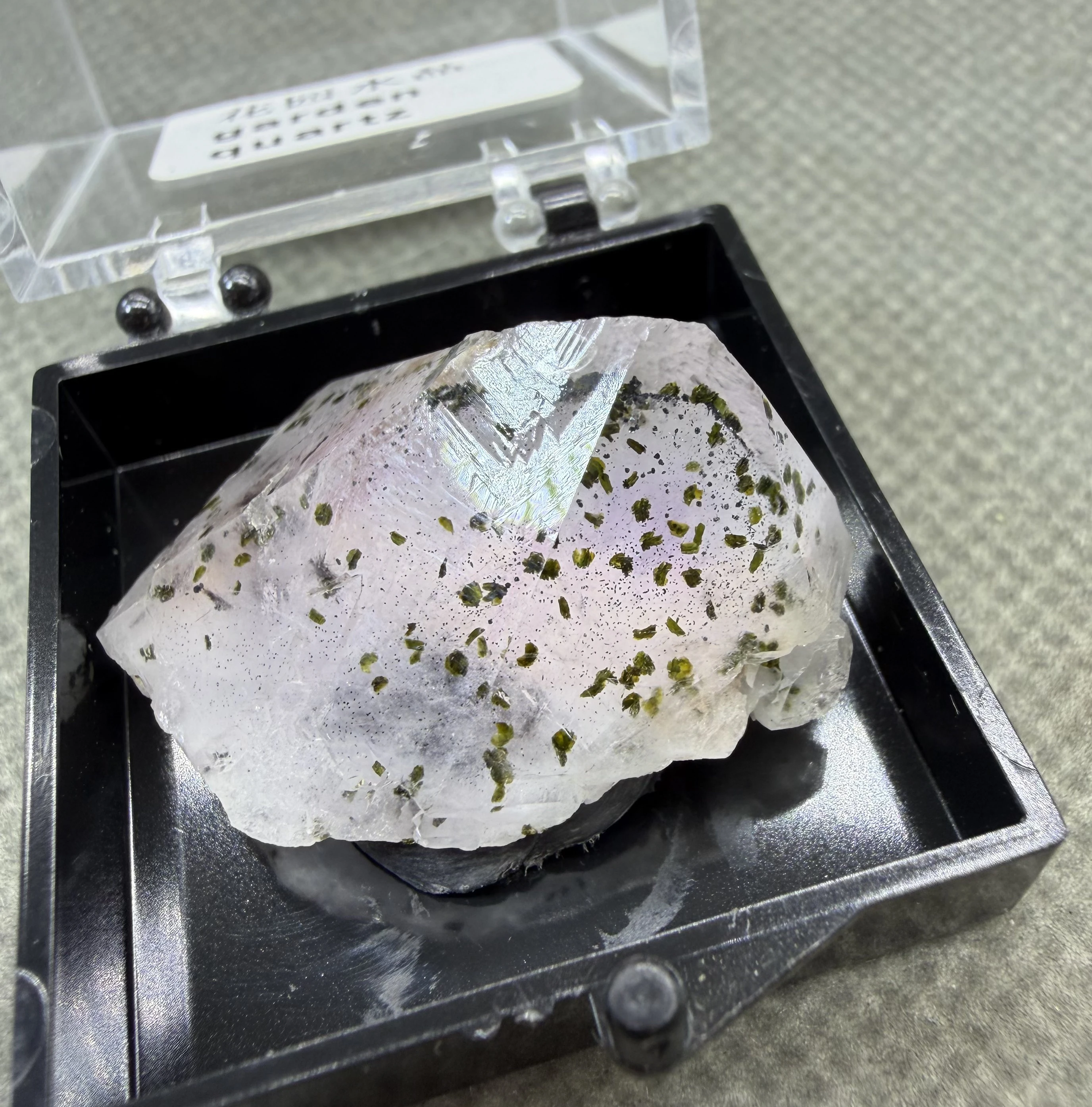 Natural Epidote Included in Quartz Specimen, Raw Clear Quartz Crystal with Epidote Inclusion + box size 3.4 cm