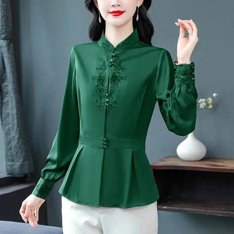 2025 nueva moda de verano industria pesada bordado camisa de mujer temperamento madre Joker ocultar carne mostrar camisa delgada Tops femeninos