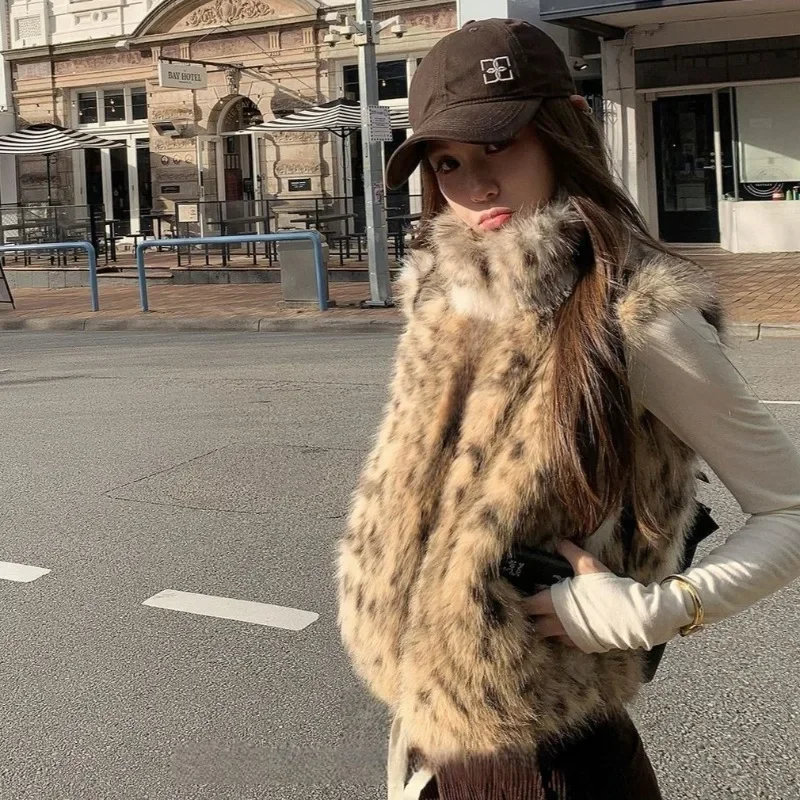 Women Leopard Print Faux Fur Vest Warm Sleeveless Jacket American Streetwear Eco Fur Outerwear Coat
