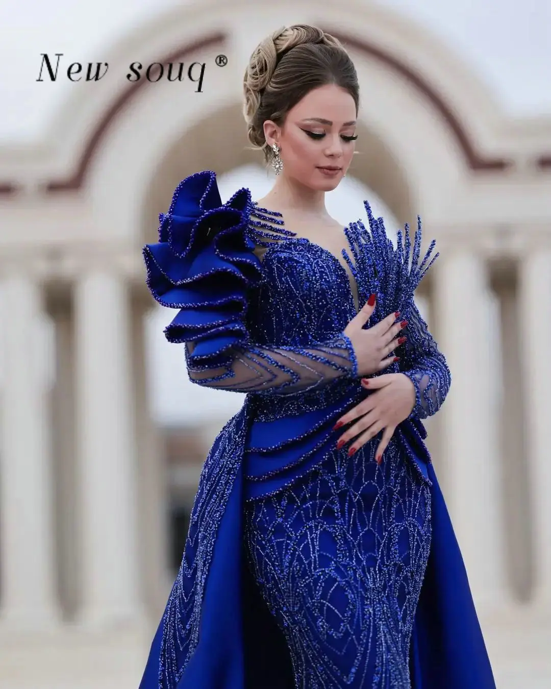 Customized Royal Blue Long Sleeves Evening Dresses with Detachable Train Elegant Glitter Beaded Overskirts Wedding Party Gowns