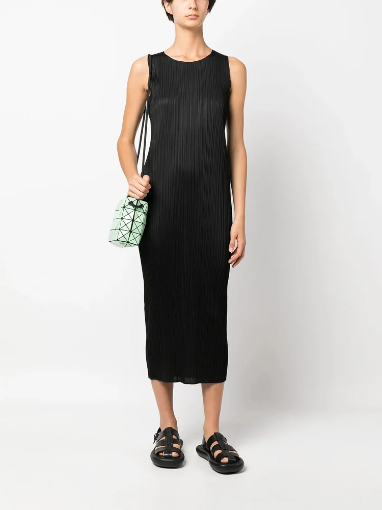 

ISSEY Dress Women's Basic Round Neck Sleeveless Mid-Length Flattering Fit Pleated