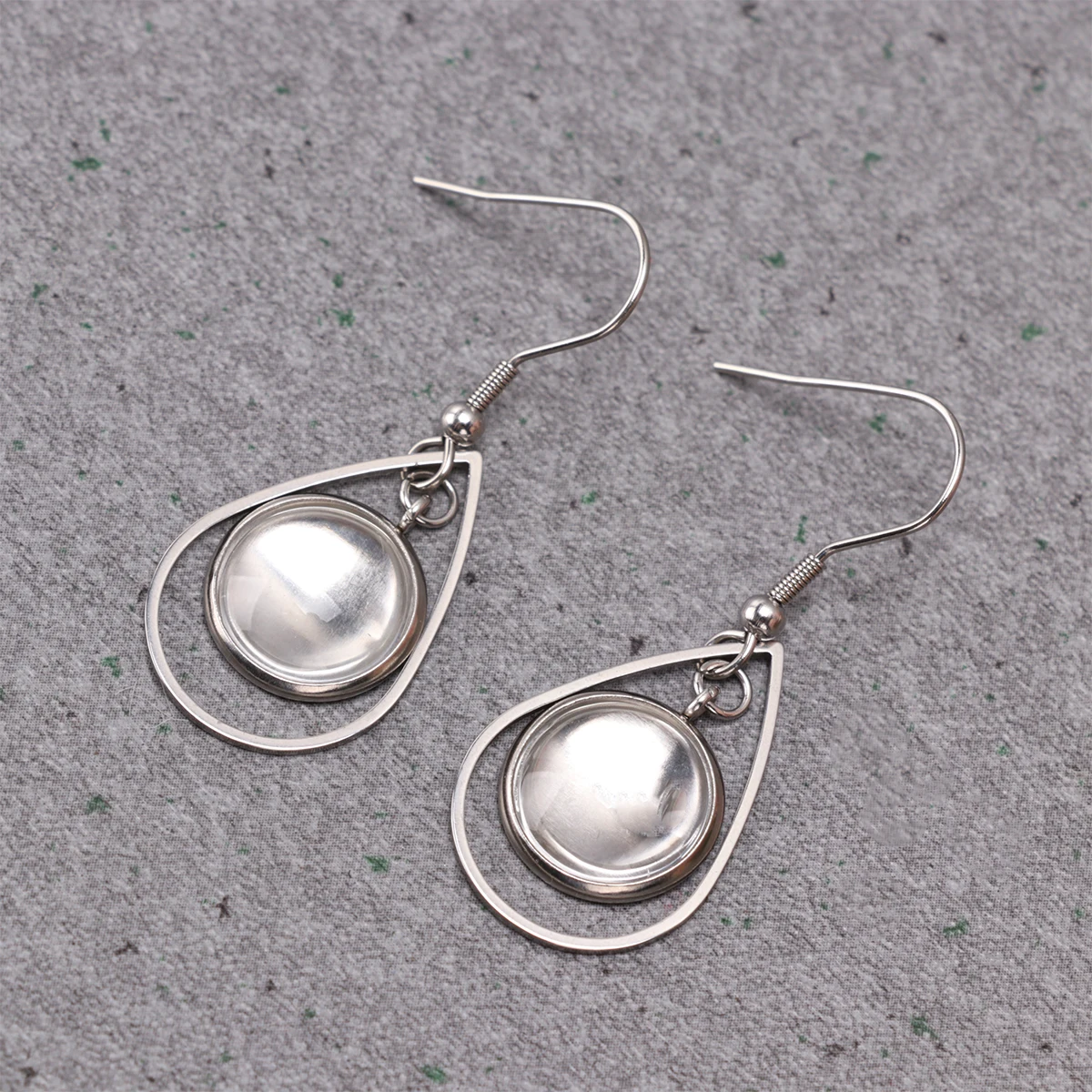 

20pcs Earrings Metal Tray Diy Jewelry Material Earrings Material Hook Silver Durable Lightweight Occasions Gift earrings