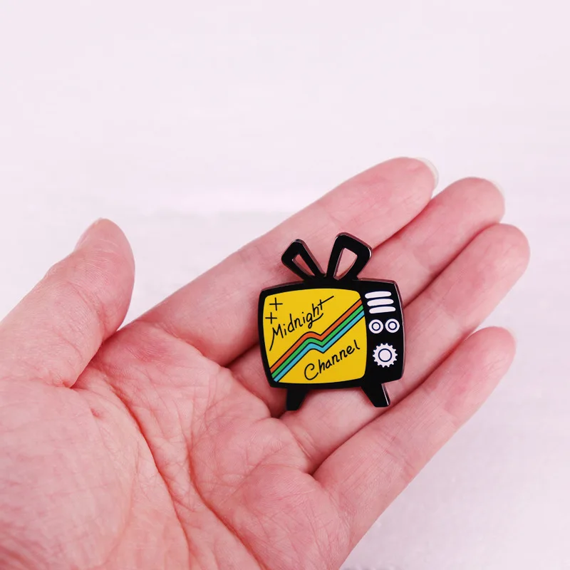 A2376 Cartoon Midnight Channel Game Brooches for Clothing Lapel Pins for Backpack Enamel Pins Badges Jewelry Accessories Gifts