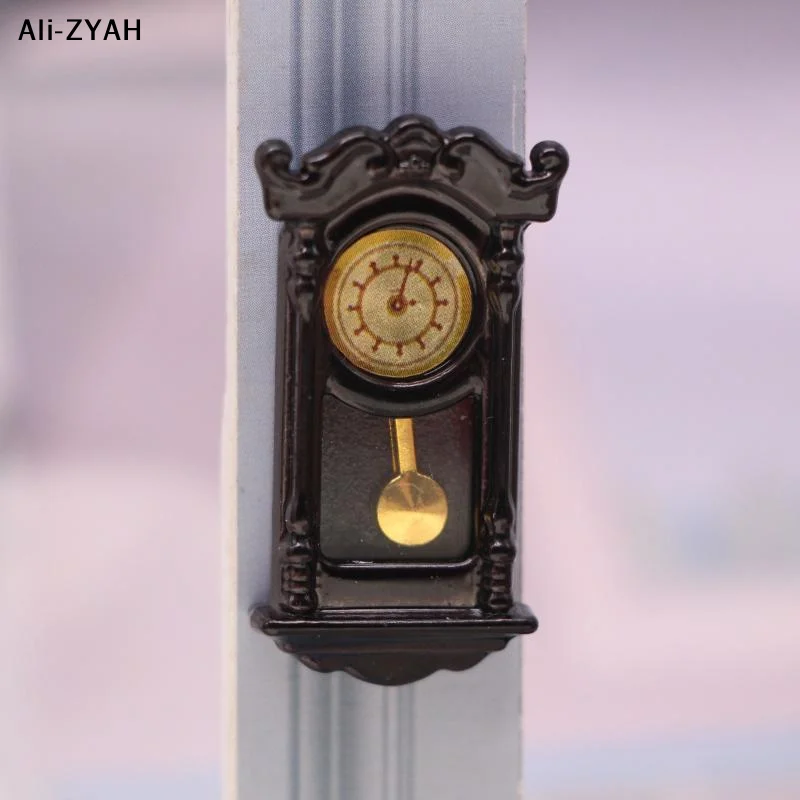 1/12 Dollhouse Vintage Simulation Wall Clock Model Doll Home Clock Living Room Decor Toy Dolls House Micro Scene Accessories