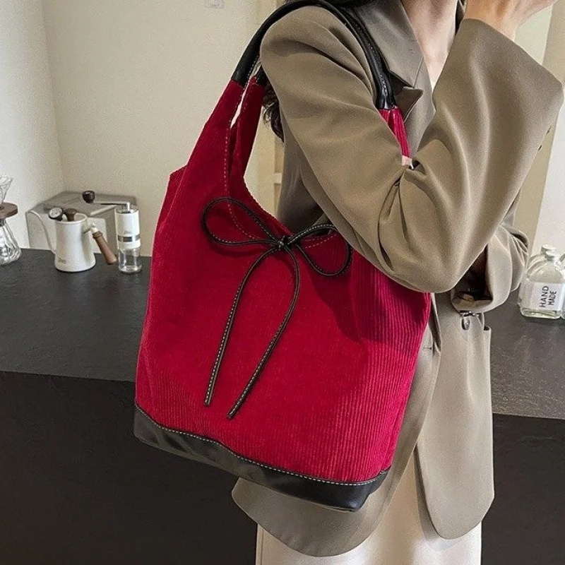 

Роскошная брендовая высококачественная кожаная женская большая сумка, популярная классическая, элегантная, модная, повседневная, винтажная сумка для повседневного использования ​