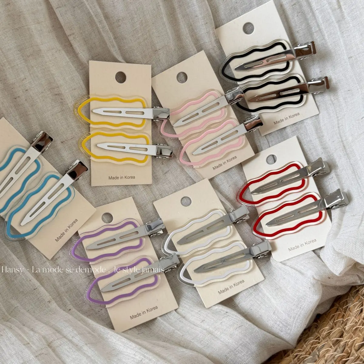 Hair Clip Translucent Wavy Line Plastic Side Bangs Holder Non Slip Traceless Comfortable Soft Cute for Daily Office Home Travel