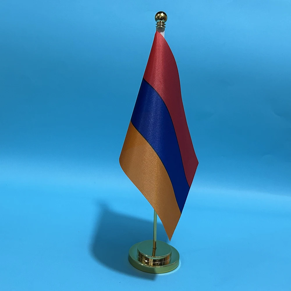 Bandera de Armenia – Escritorio poliéster con mástil decorativo - imagen 3