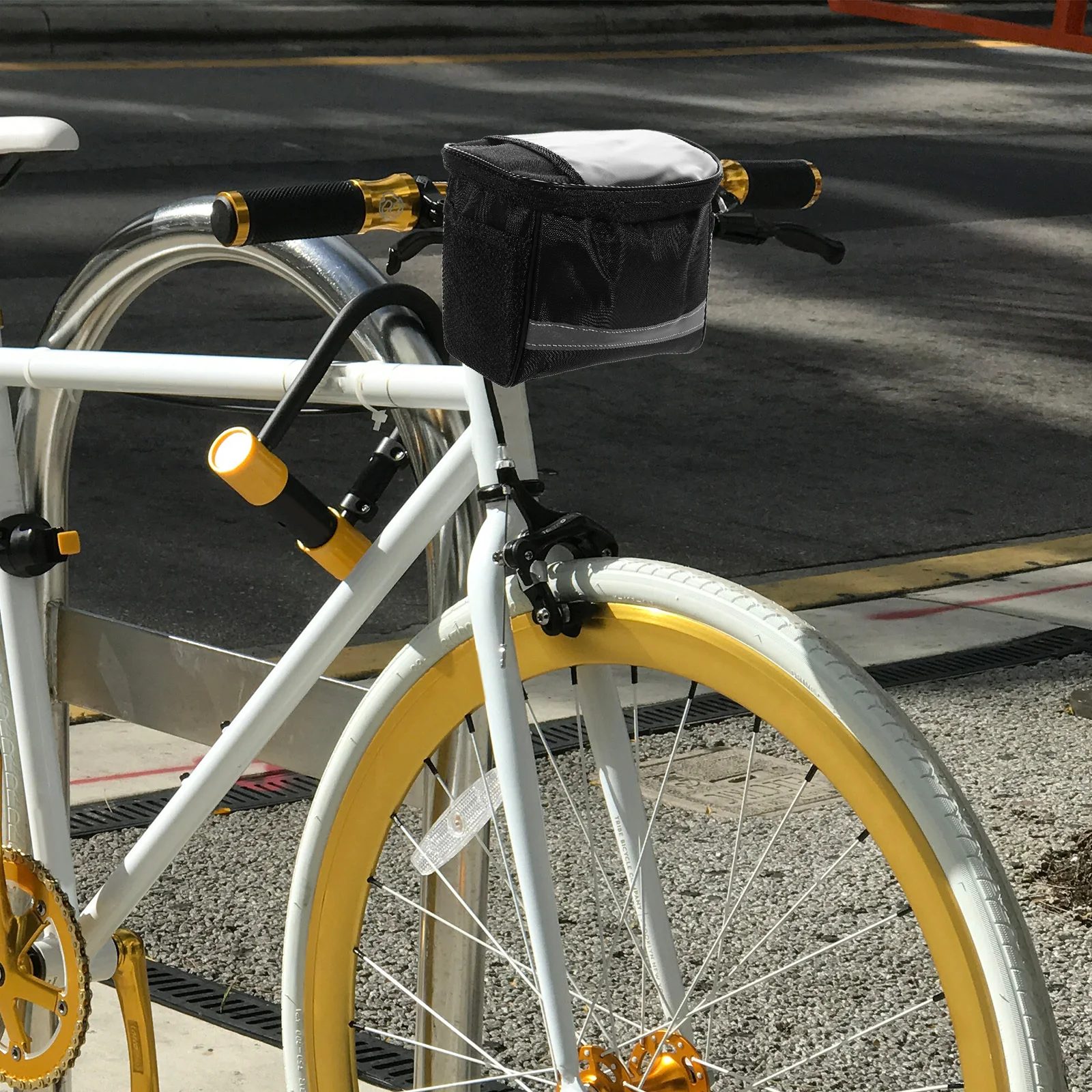 

Bike Handlebar Bag Bicycle Accessory Lightweight Foldable Cycling Bag Universal Fit for Road Mountain Folding Electric Bike