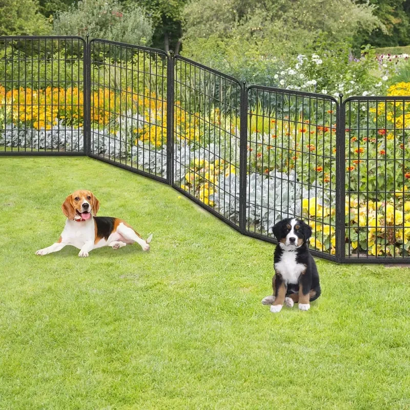 Decorative Rustproof Garden Fence with Gate Metal Heavy Fencing for Yard Outdoor Animal Barrier Dog Fence