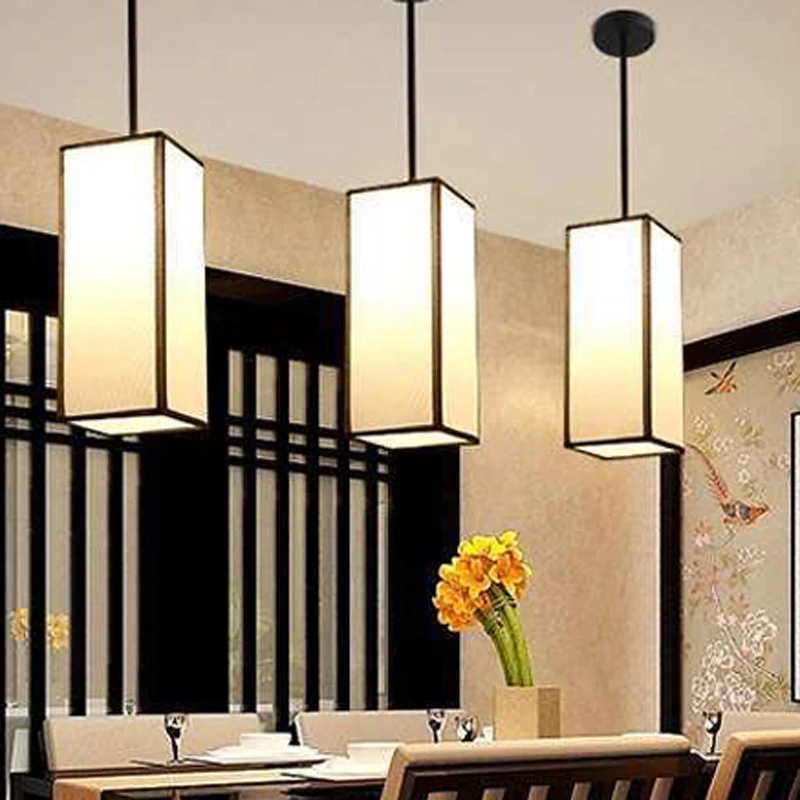 New Chinese-Style Restaurant Lamp, Modern Bedroom Bedside Lamp, Designer Model Room, Ironwork Bar Counter, Fabric Creative Small