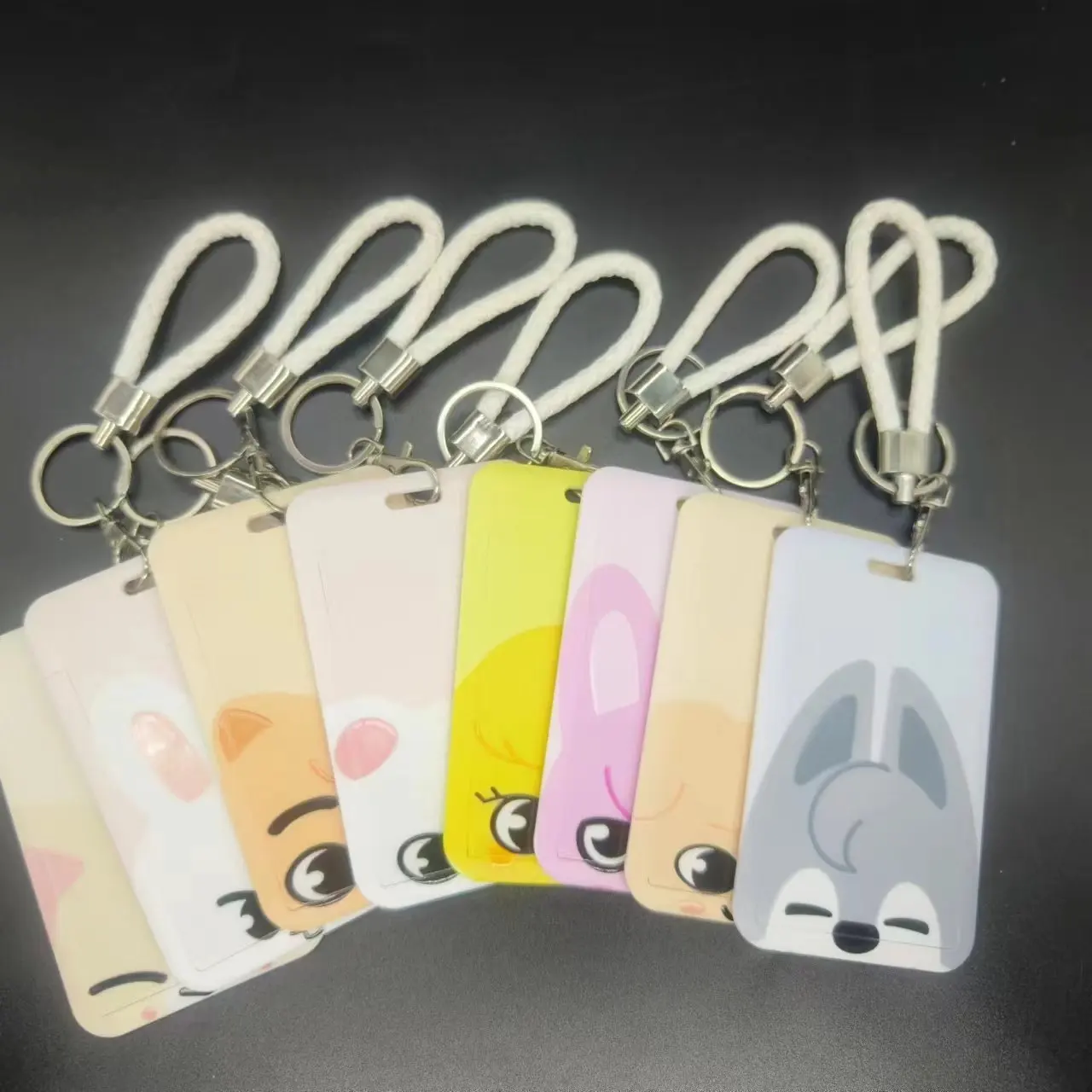 جديد SKZOO مجموعة من البطاقات المفاتيح معرف الطالب مجموعة حافلة شارة وجبة الطالب مجموعة من البطاقات مروحة يهتف شارة هدية الأطفال هدية