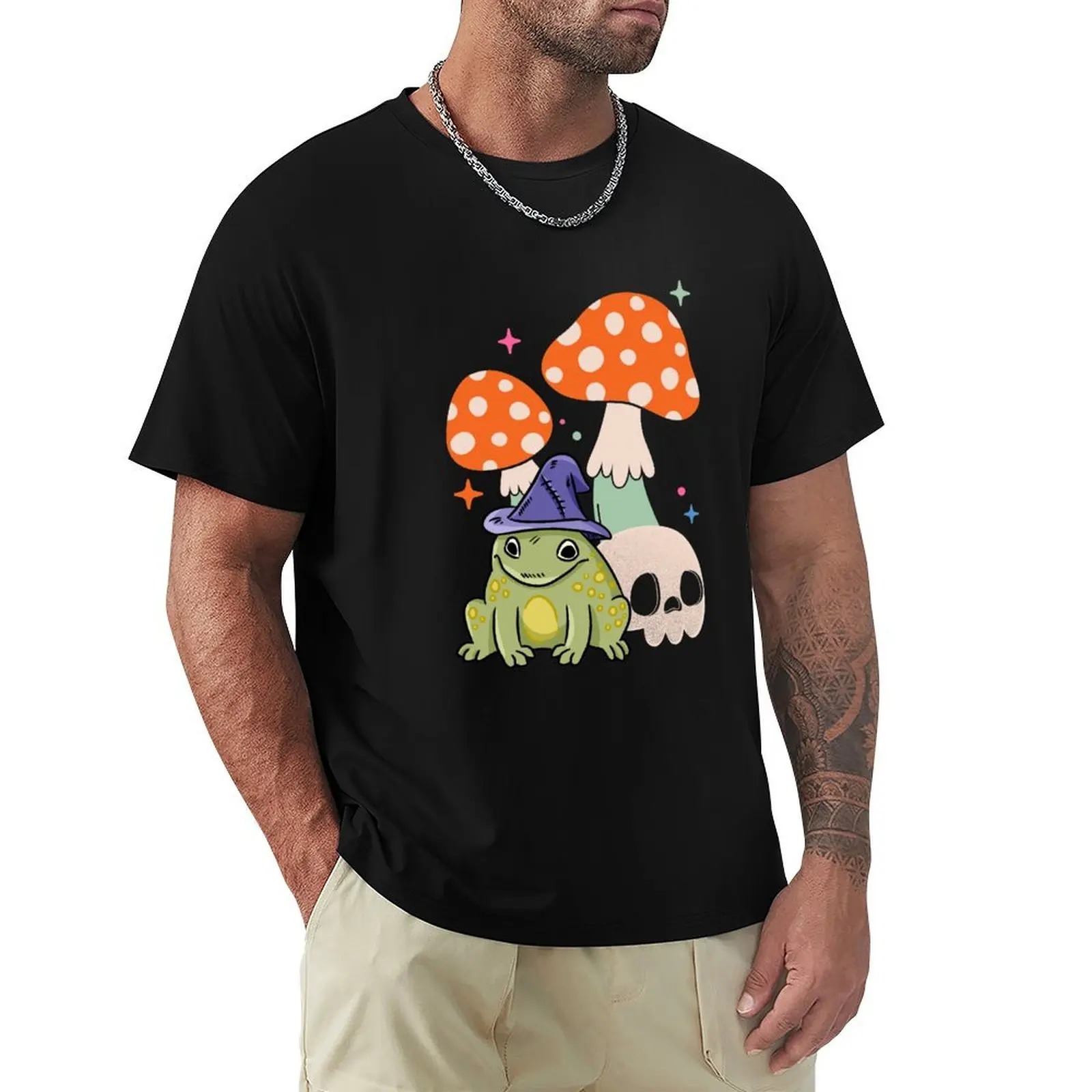 Cottagecore Frog Wizard Frog With Mushroom And Skull - Witchcraft Cute Witchy Frog T-Shirt Plus Size Everyday Tee Shirt