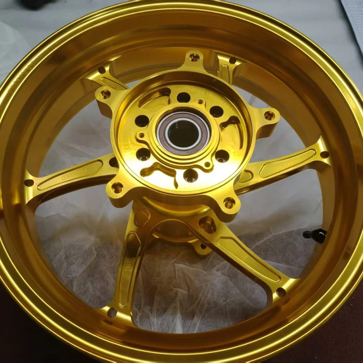 High Performance CNC 6061-T6 15 Inch Aluminum Forged Motorcycle Maxi Scooter Wheel for Yamaha TMAX 560