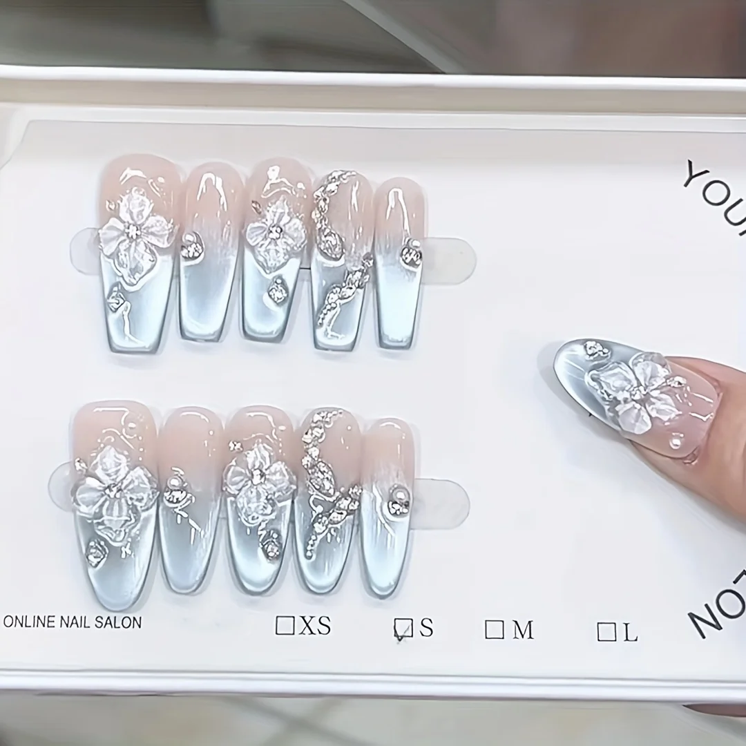 Afbeelding 4: 10 stuks high-end Franse kust ijsbloem driedimensionale handgeschilderde reliëf kleine bloem cat's eye stijl handgemaakte nepnagels,