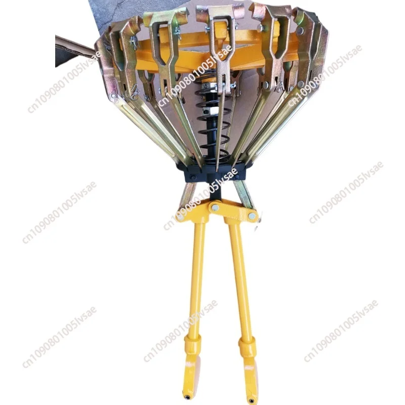 International universal standards of 18L/20L packaging barrels capping clamp coating metal barrels of manual sealing machine