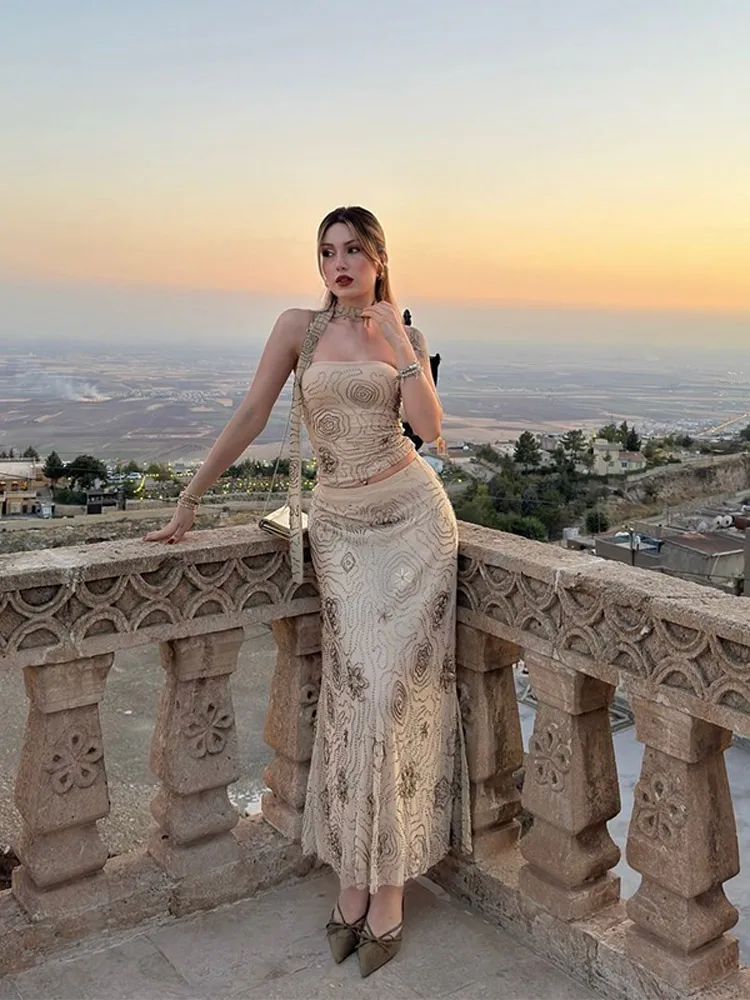 شيك حجر الراين الترتر تنورة عالية الخصر مجموعة المرأة مثير حمالة وشاح طوق Bodycon سترة دعوى 2025 سيدة الصيف عطلة ارتداء