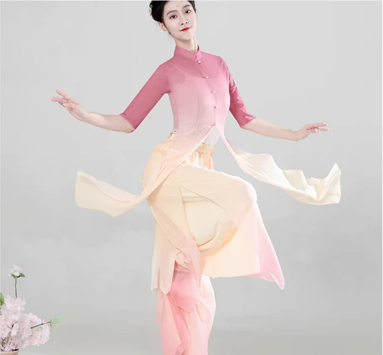 

Classical Dance Performance Costumes, Elegant Gradient Gauze Costumes for Chinese Women's Dance