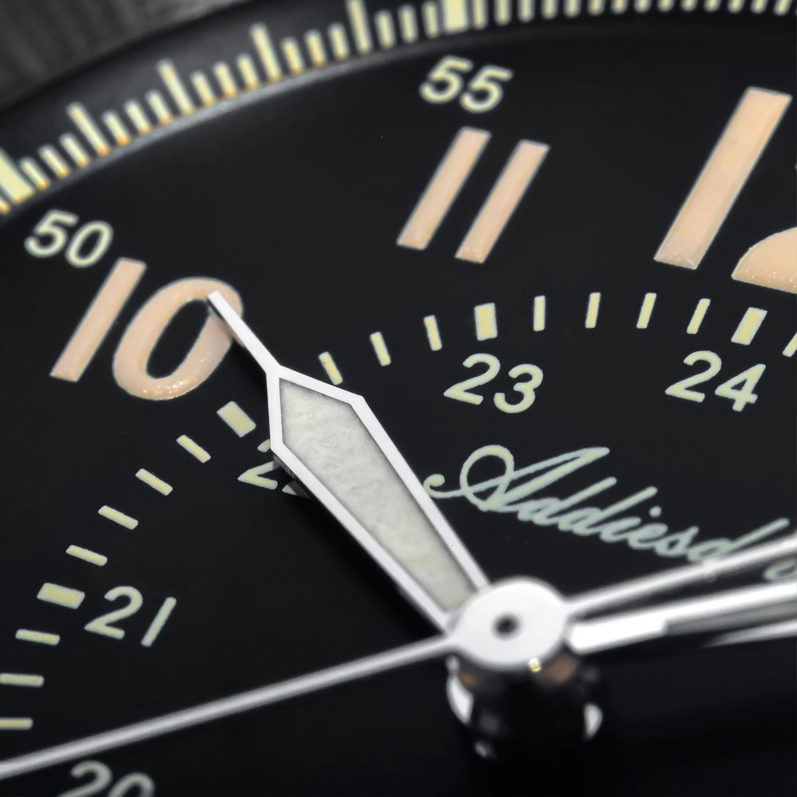 ADDIESDIVE Automatic Watches For Men NH35 Sapphire Glass Stainless Wristwatch AR Coating BGW9 Luminous Waterproof Men's Watch