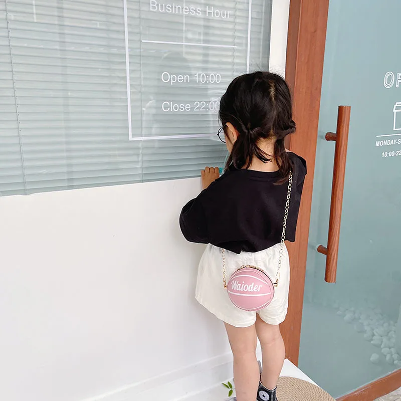 Tas Selempang Anak-anak Basket Kartun Dompet Anak-anak Perempuan Lucu Tas Tangan Rantai Tas Bahu Bulat Kecil Anak Laki-laki Bayi Fashion