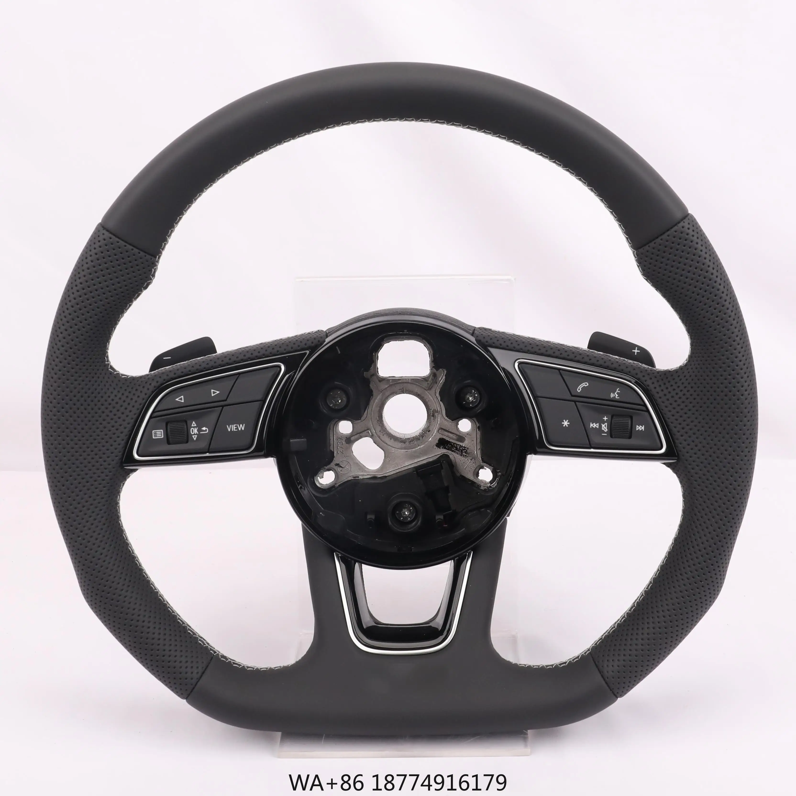 

Перфорированное рулевое колесо в стиле RS для A3 A4 A5 A6 A7 A8 C7 C8 S3 S4 S5 B6 B8 B9 RS3 RS4 RS5 RS7 Q3 Q5 Q7 Q8