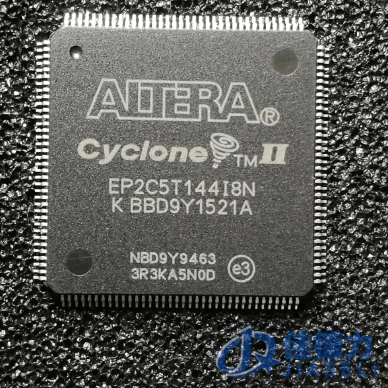 1 PIÈCES EP2C5T144I8N IC FPGA 89 E/S 144TQFP DC2025 TQFP144