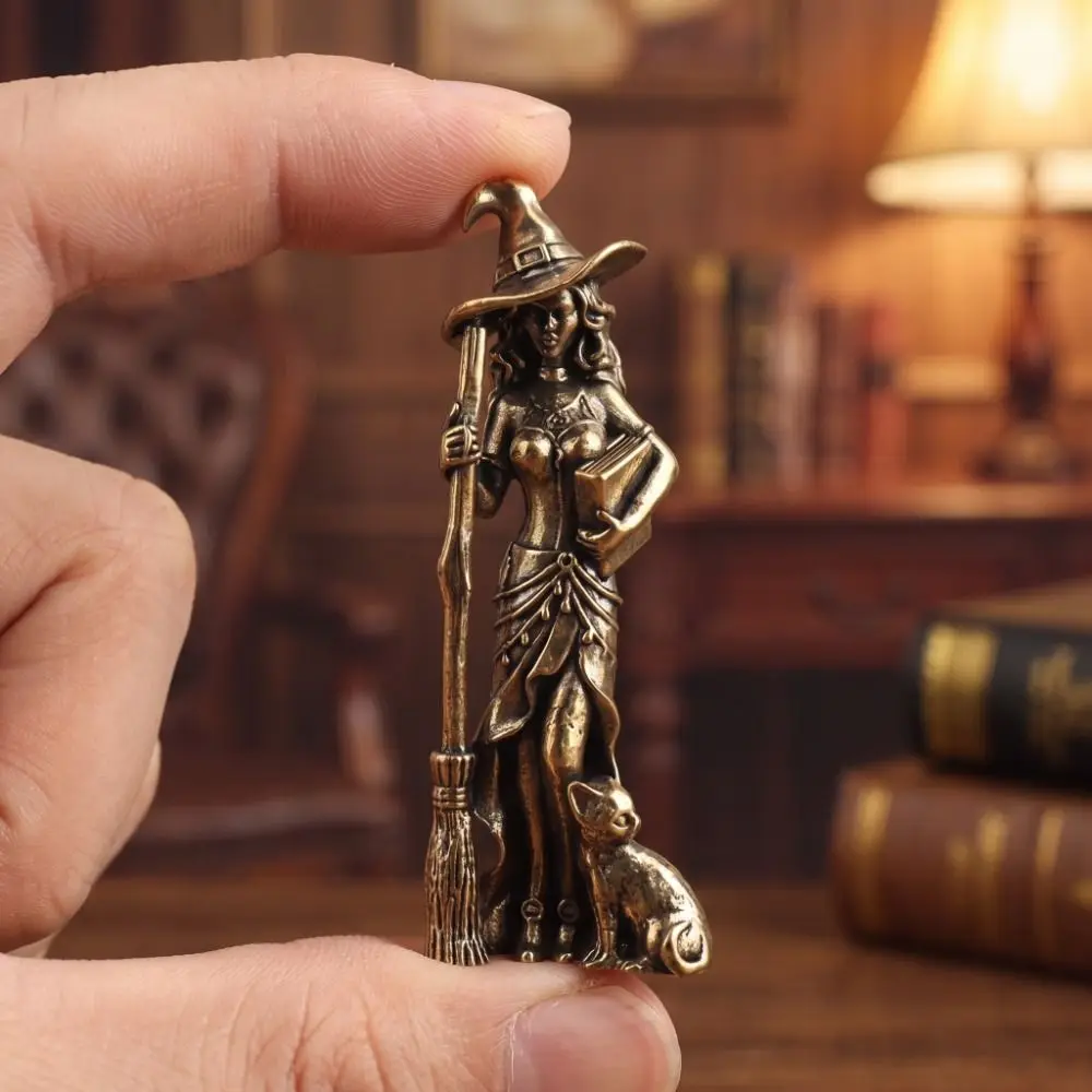 Retro Halloween Wizard Figurine Home Decoration Gothic Magician Statue Vintage Magic Witch Figurine Table