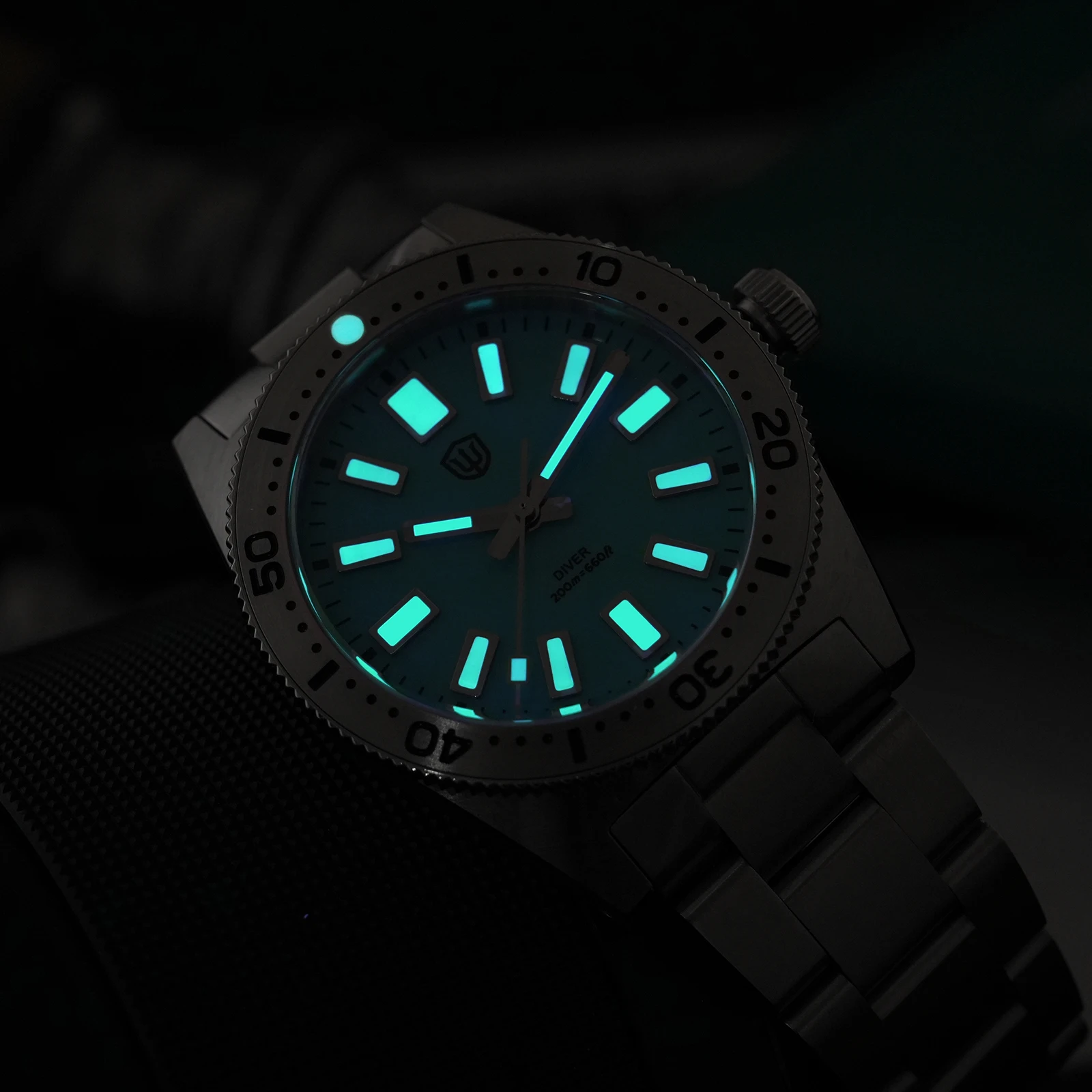 Watchdives WD1965 V2 Coral Blue Dail Watch VH31 Sweep Second