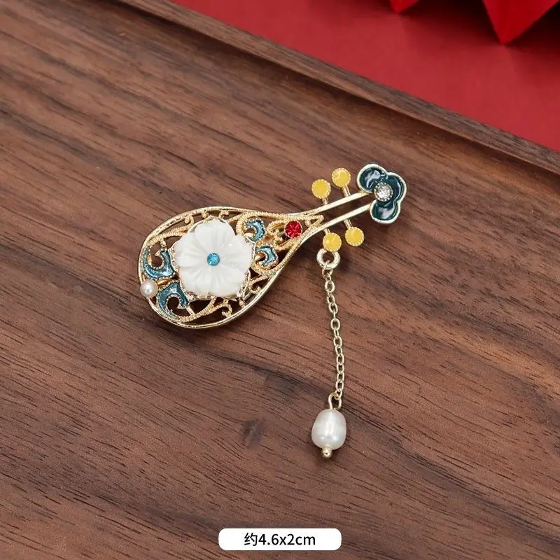 Elegant Style Vintage Women Men Fashion Crystal Brooches Pins Retro Palace Metal Badges Lapel Pin Unisex Party Corsage Jewelry