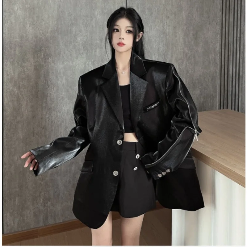 

trendy and elegant women's suit jacket unique liquid metal zipper shoulder pad design It is a loose and casual black suit jacket