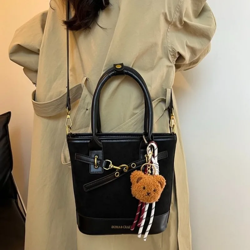 حقيبة كروس عصرية بسيطة للتنقل حقيبة عمل بكتف واحد للسيدات عصرية رائعة وعملية ومتعددة الاستخدامات كاجوال أنيقة يوميًا