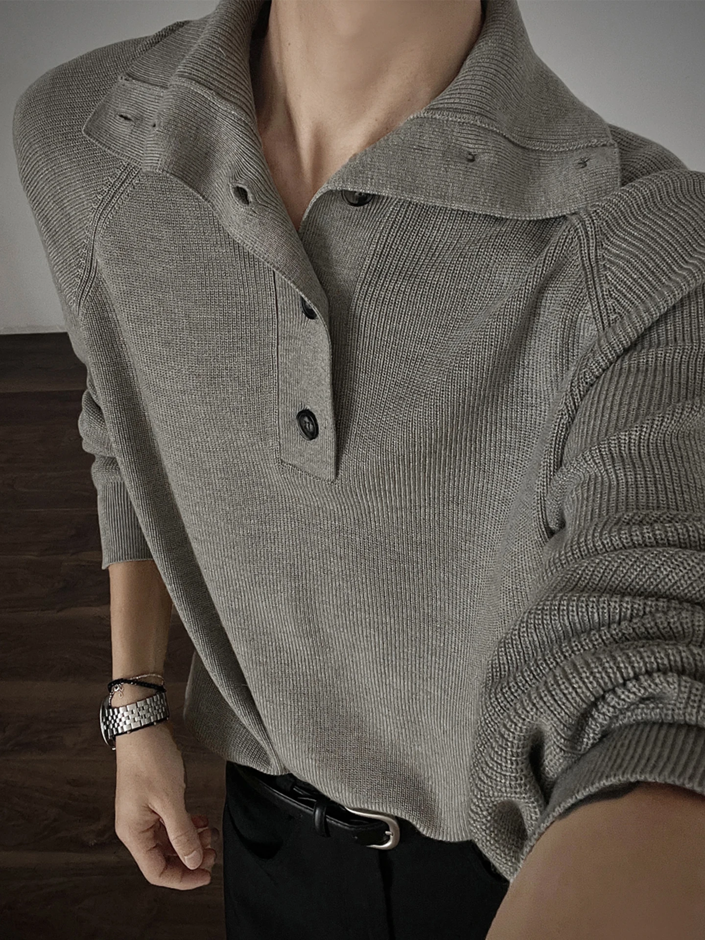 

Мужской трикотажный джемпер свободного кроя на пуговицах с высоким воротником, длинными рукавами, повседневный, комфортный, в стиле кэжуал, осенняя мода, брендовый, из полиэстера