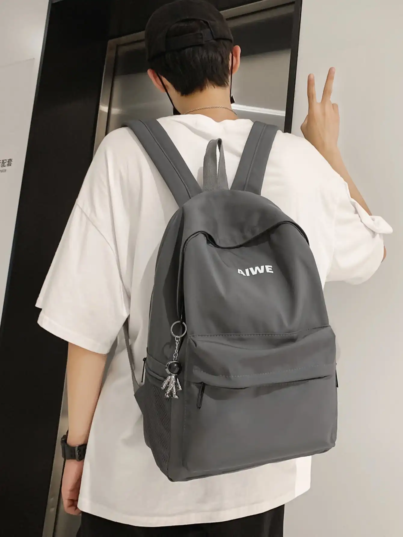 Minimalist Solid Color Nylon Backpack With Peach Tree Key Chain Christmas Men Bag Vacation Travel Essentials Dad Gifts sg2212245523004200