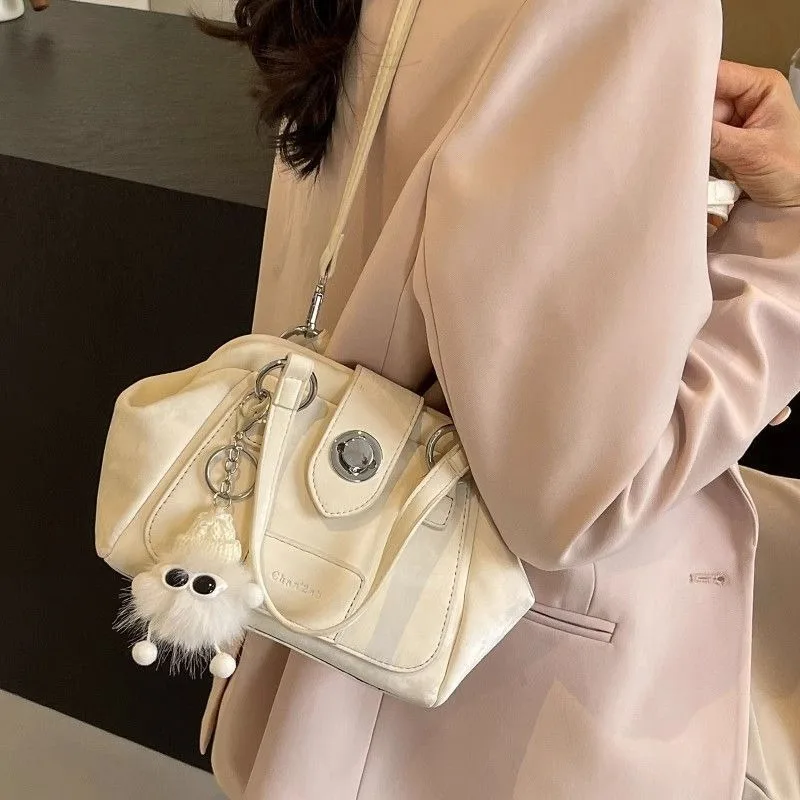 Fashion Generous Niche Design Bag New Popular Ladies Hand Doctor Purse Single Shoulder Crossbody Bag Handbags Womens Purse 2024