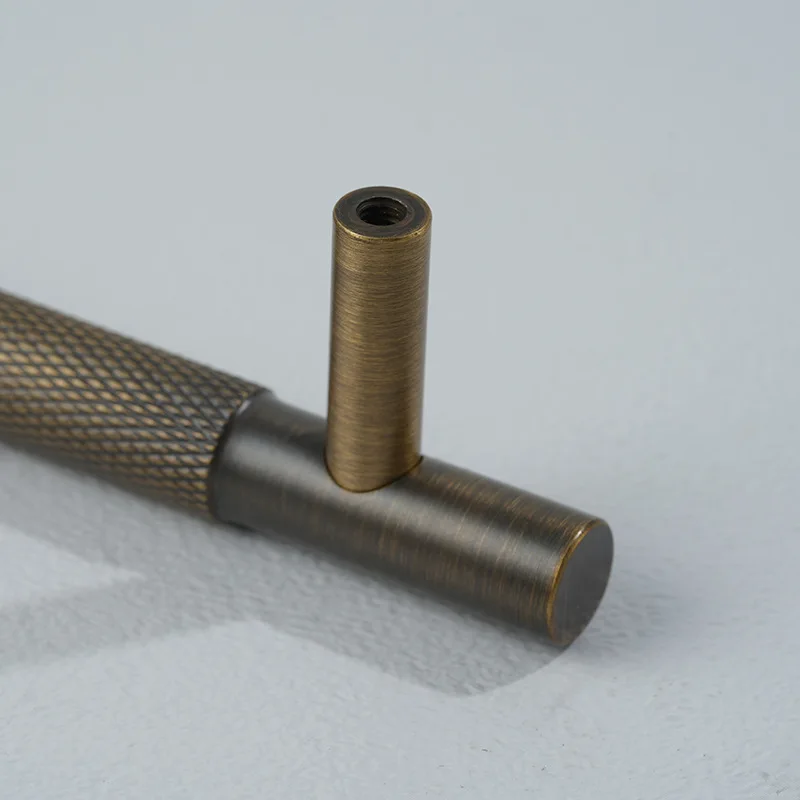 Retro Sárgaréztábla knurled/textured konyhai kezeli Antik Rajzoló Húzóerő Hálószoba knobs brushed Nikkel tömör Sárgaréztábla T sáv szekrény Vásárú