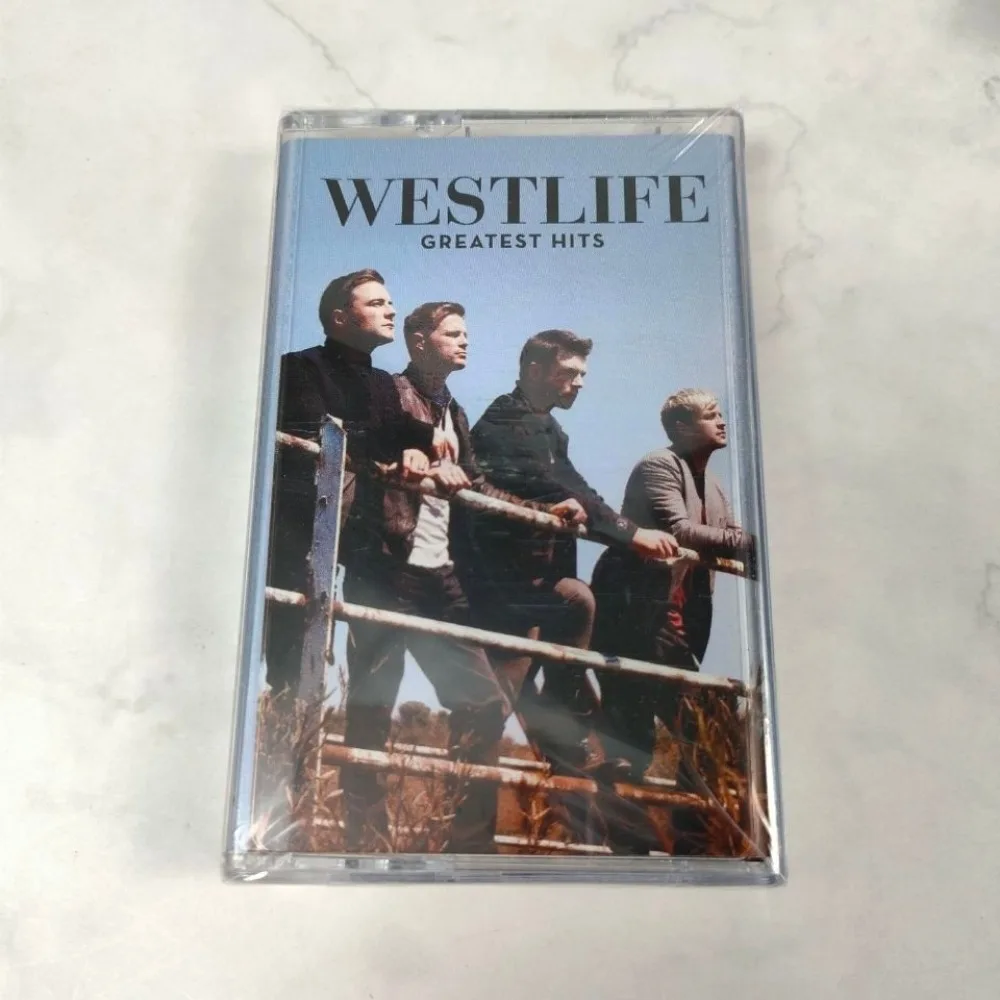 

WESTLIFE: Английская классическая коллекция старых хитов, музыкальная кассета, абсолютно новая, нераспечатанная, с буклетом с текстами песен, коллекционное издание