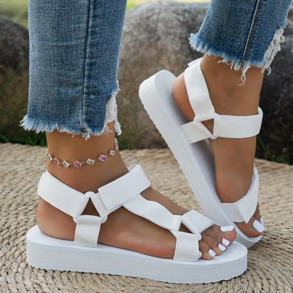 Lässige, weichsohlige, modische Damen-Sandalen 2026 – Neue einfarbige, runde Zehenpartie, dicke Sohle, bequeme, atmungsaktive Damenschuhe – Detail 9