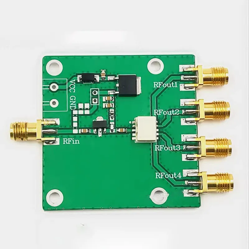 RF amplifier - four-way low-noise amplifier