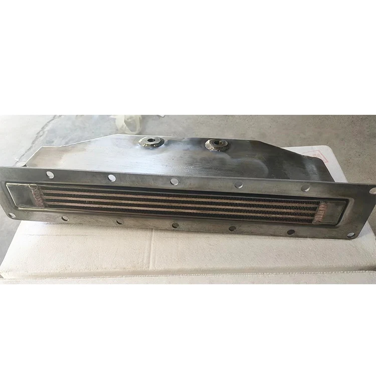 Diesel Engine Part Hot Sale Cooling Parts 6BT Diesel Intercooler 5262612