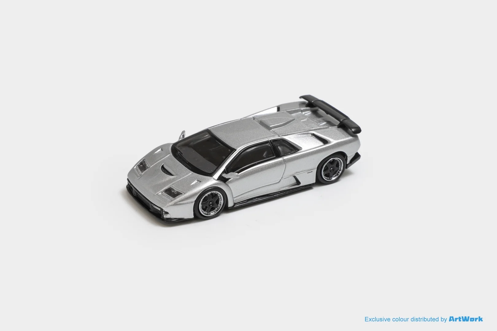 **Preorder**Stance Hunters 1:64 Diablo 1998 White Silver Black Model Car