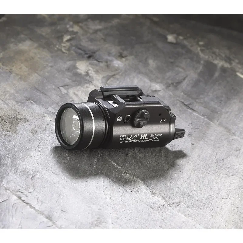 Streamlight 69260 TLR-1 HL 1000-Lumen senjata lampu dengan rel menemukan kunci dan baterai Lithium, kotak, HITAM