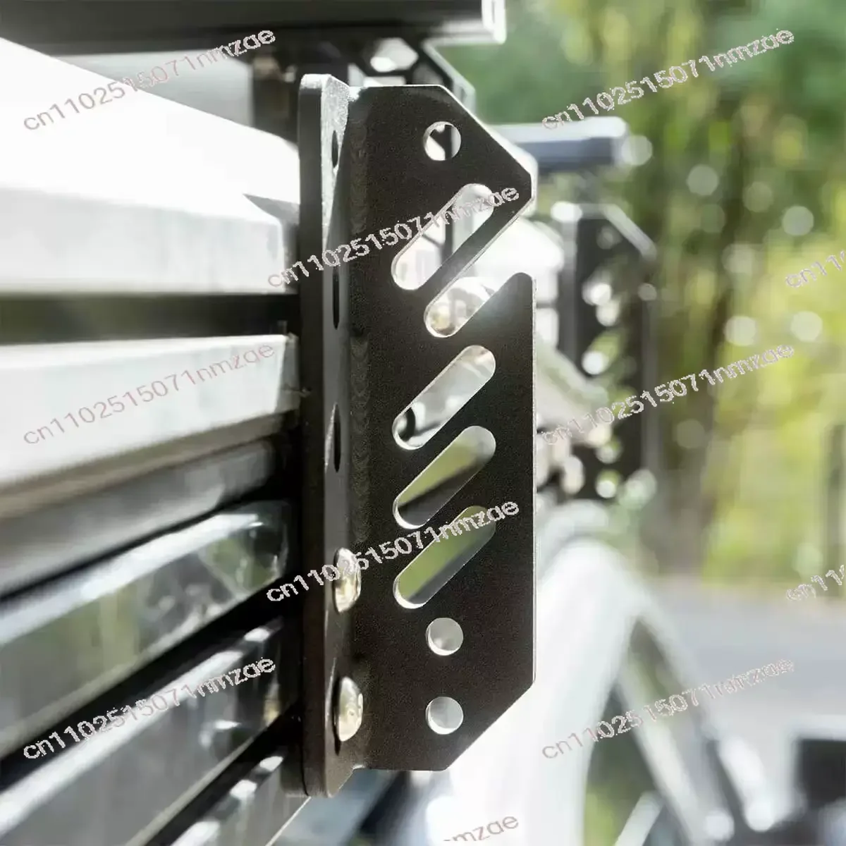 connettori-a-sgancio-rapido-per-tenda-laterale-auto-con-struttura-resistente