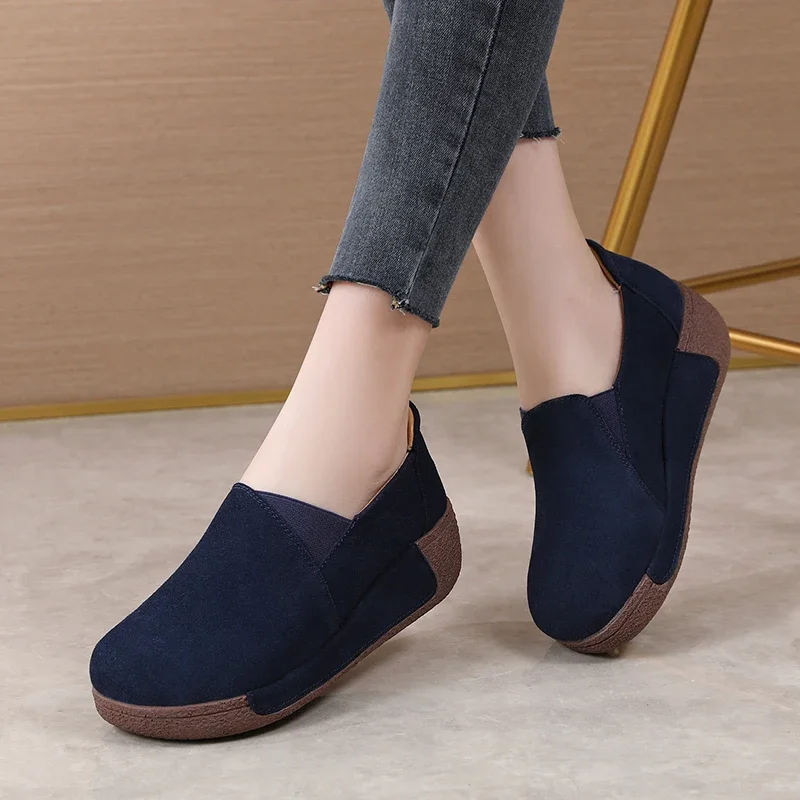 2023 Spring New Cowhide Sports Fashion Platform Rocking Shoes Single Mother Shoes Casual Women\'s Shoes