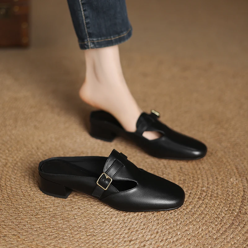 Dames nieuwe zomer echt leer koeienhuid kleurblokken ronde neus, middelhoge hak, plus size riemgesp, omwikkeld in Mueller-slippers