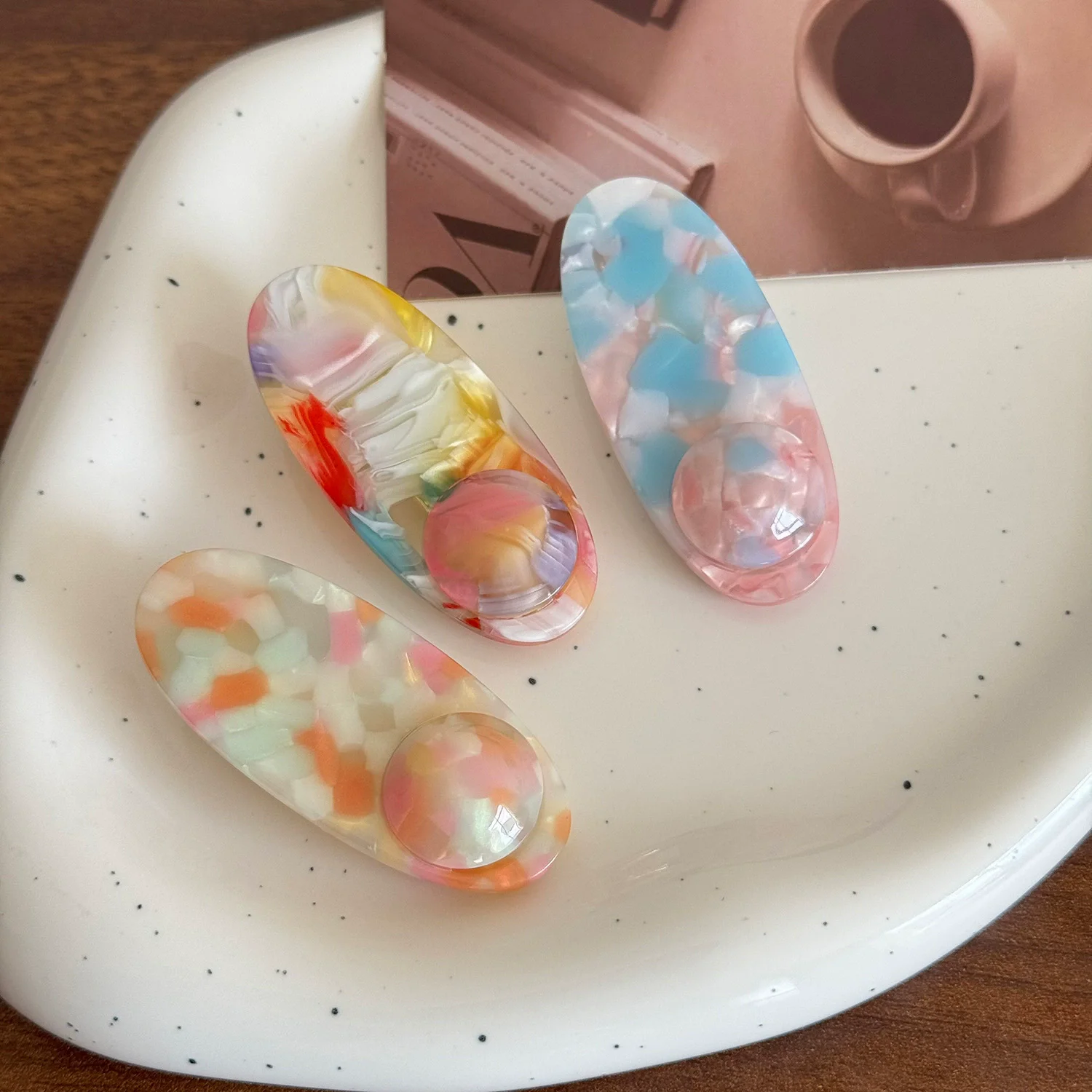 Wholesale New Design Cute Mini Oval Hair Clip For Sweet Girls Simple Acetate Duckbill Clip Side Clip Hair Accessories
