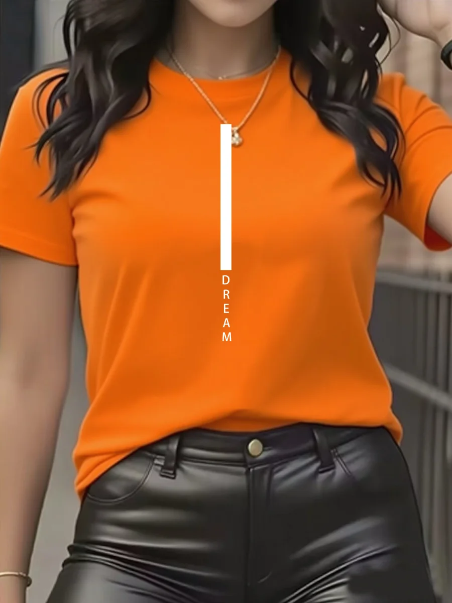 تي شيرت نسائي صيفي فضفاض مريح غير رسمي مطبوع عليه حروف حلمية عصرية برقبة دائرية تي شيرت نسائي