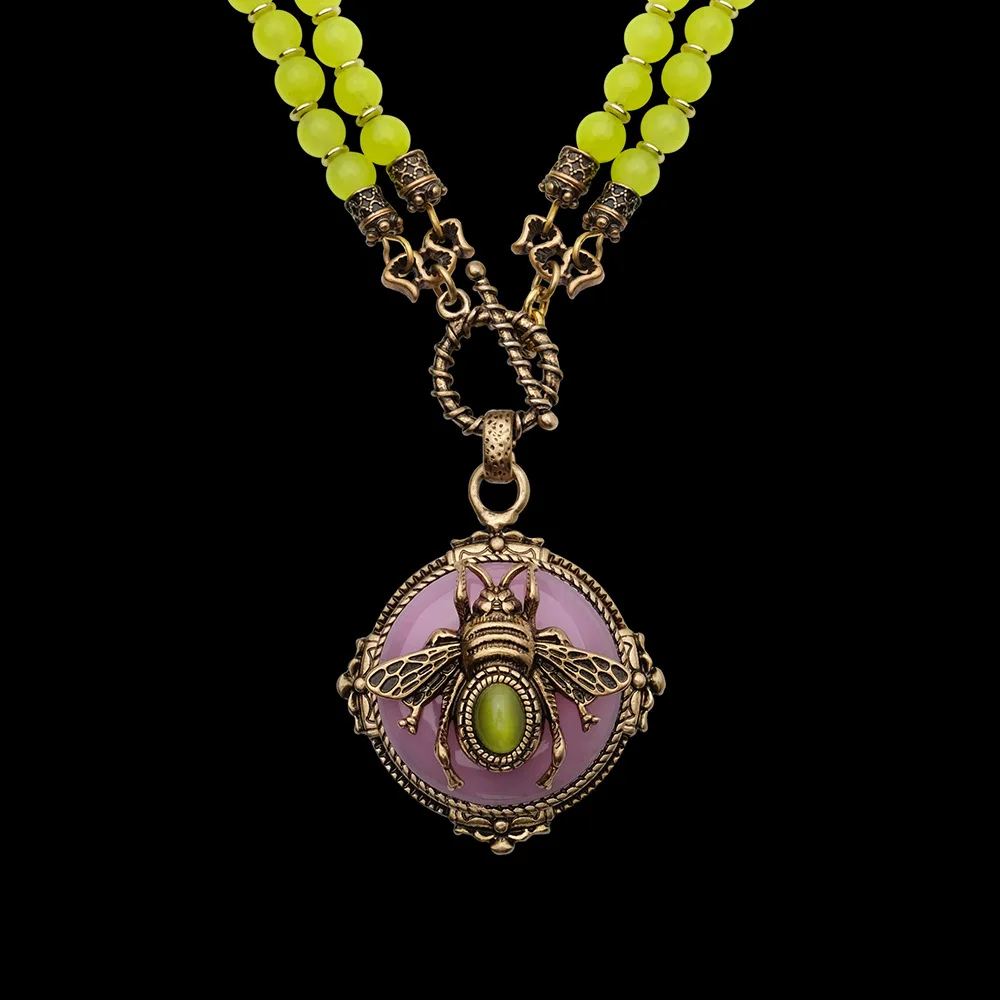 

2026 European vintage collection Insect animal Design Necklace agate beaded necklace collection