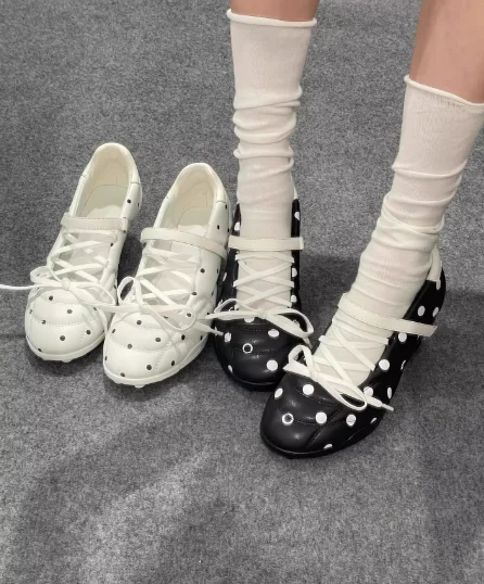 2026 New Polka Dot Round Toe Women Marry Jane Shoes Strange Style Middle Heels Lace Up Design Pumps Shoes
