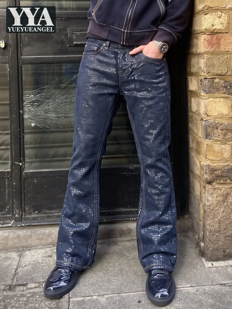 American Style Fashion Mens Mid Waist Snake Scales Bell Bottoms Denim Pants Designer Slim Jeans Casual Streetwear Long Trousers